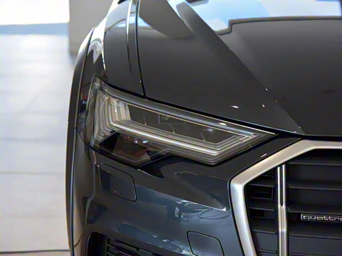 2025�� allroad quattro ̽���� 55 TFSI ����ԽҰ��