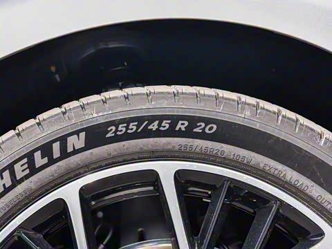 2025�� �������� Max �콢��