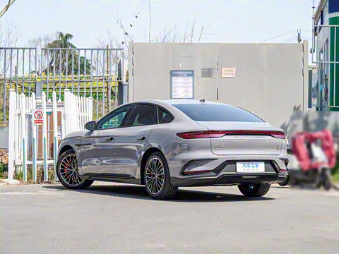 2025�� EV �Ǽݰ� 701KM�����״��콢��