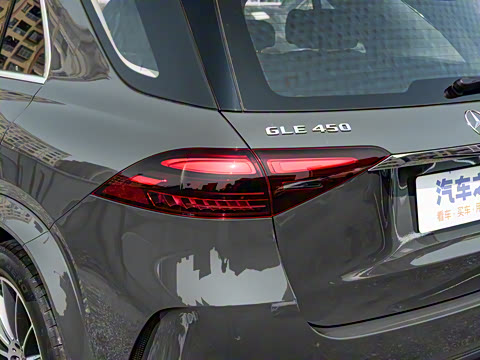 2025�� �Ŀ� GLE 450 4MATIC ������