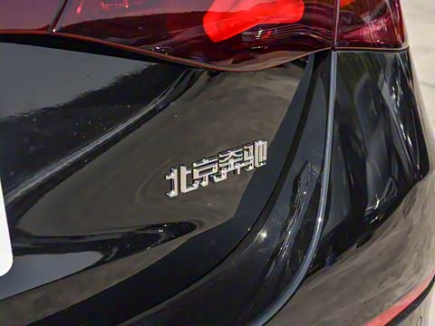 2025�� �Ŀ� E 260 L �˶���