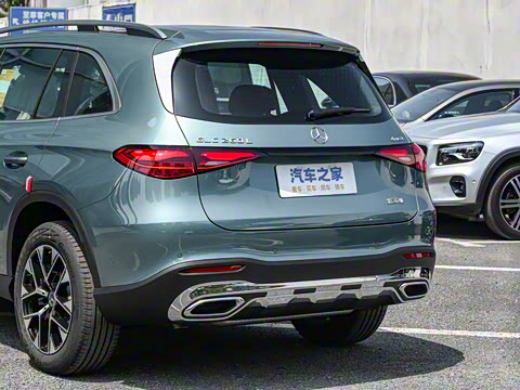 2025�� �Ŀ� GLC 260 L 4MATIC ������