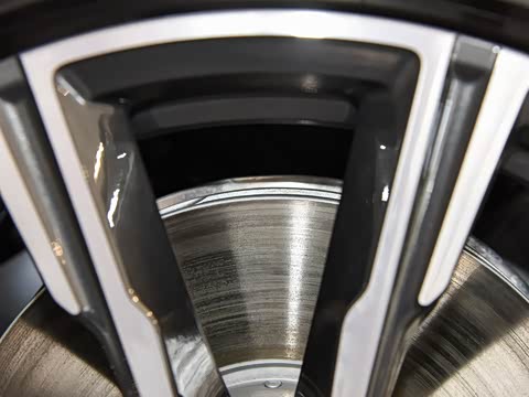 2020�� xDrive45e M�˶���װ