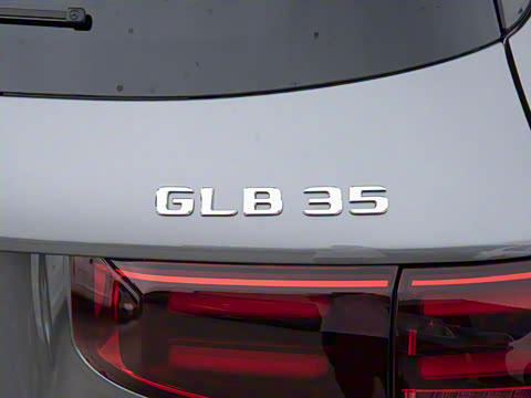 2026�� AMG GLB 35 4MATIC