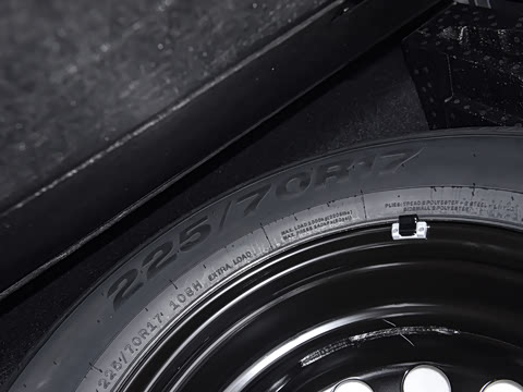 2022�� ;��X 530 V6 ������������