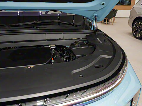 2025�� Ultra ���ܻ��°�