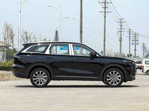 2025�� 2.0T ��������� 5��