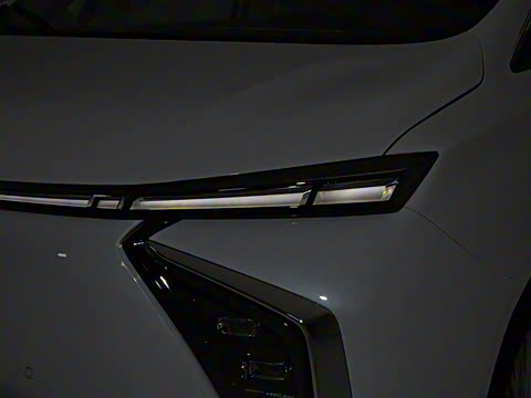 2023�� �콢�� 762