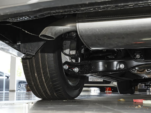 2023�� ��ʦϵ�� 400T �콢��