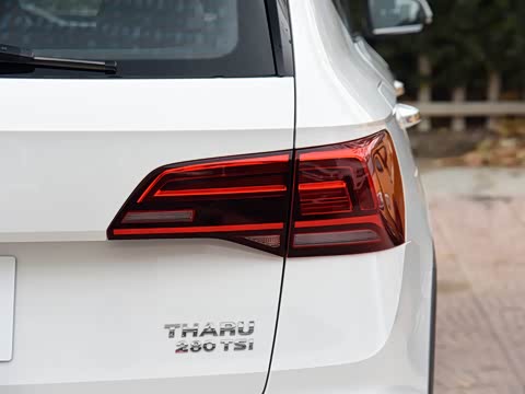 2020�� 280TSI ����������PLUS ��VI