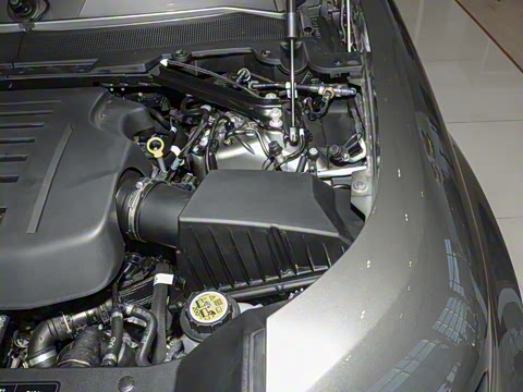 2025�� 110 3.0T P400 X-Dynamic HSE