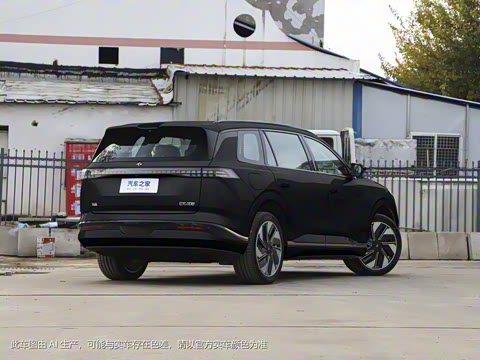 2025�� 636Ultra����� 5��