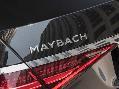 2025�� �Ŀ� S 480 4MATIC