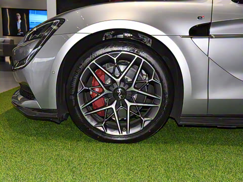 2025�� EV �����콢��