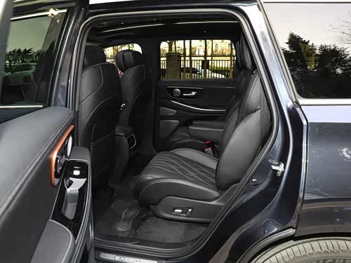 【图】星途揽月 2024款 国际版 400t 四驱星尊 6座报价_图片_星途