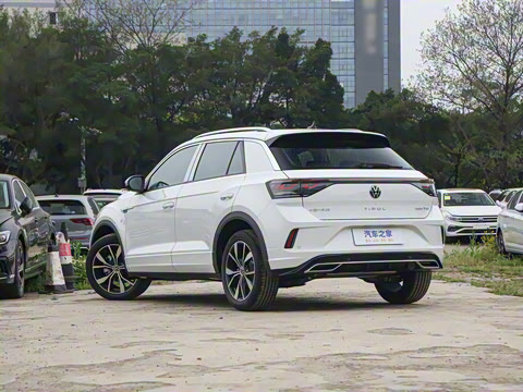 2025�� �Ŀ� 300TSI DSG���������