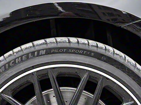 2025�� AMG S 63 L E Performance