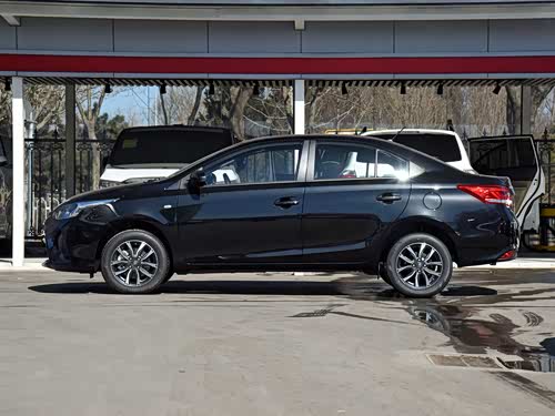 墨晶黑珊瑚红水晶银天际白萤石蓝内饰:黑色车型视频更多视频 >致享 22