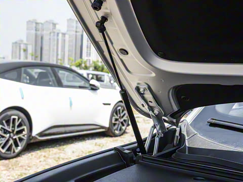 2025�� 215�콢��