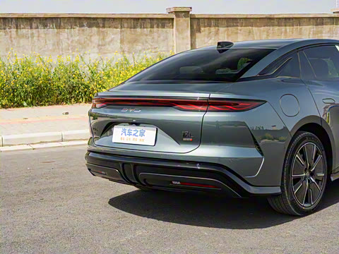 2025�� EV 701KM�����״��콢��