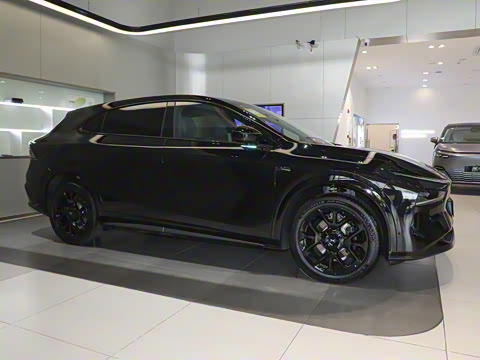 2025�� 702 �������� Max