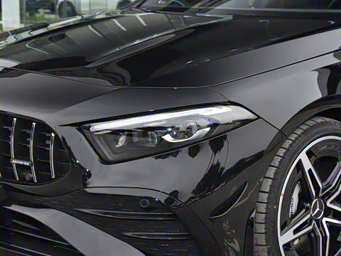 2025�� AMG A 35 L 4MATIC