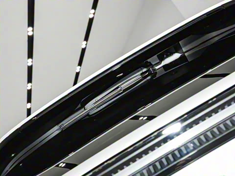 2025�� 702 �������� Max