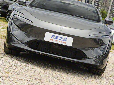 2025�� �Ŀ� Max���̰�