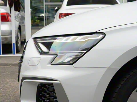 2023�� �Ŀ� A3L Limousine 35 TFSI ʱ���˶���