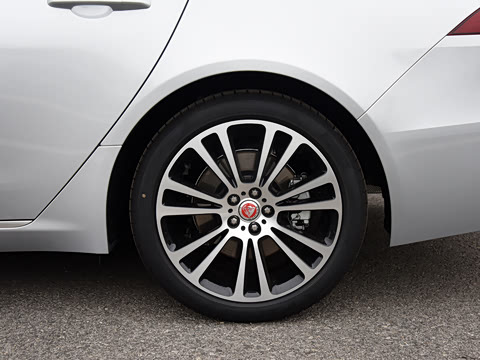 2022�� XFL 2.0T P250 ��������������