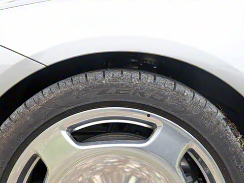 2025�� �Ŀ� S 680 4MATIC