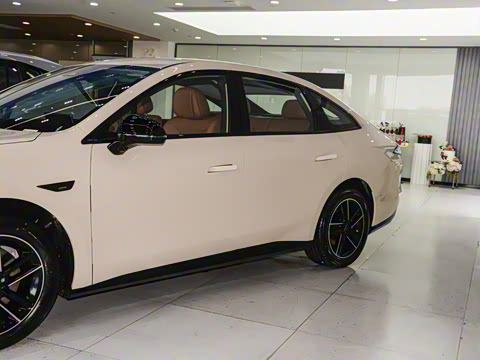 2025�� 650 ������