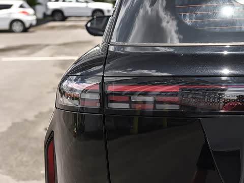 2025�� ���ܰ� 1.5T ��������