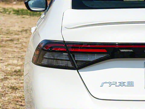 2025�� �˶�ϵ�� 260TURBO ����