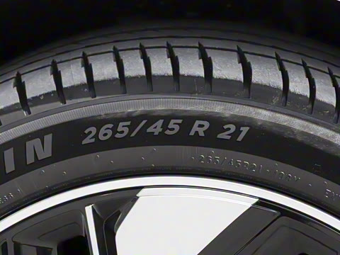 2025�� 636Ultra���Ȱ� 5��