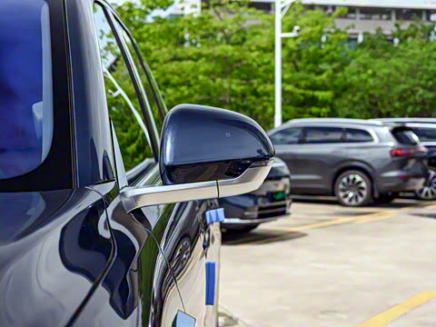 2025�� ���� Max�� 37kWh 6����