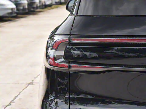 2025�� 215�����