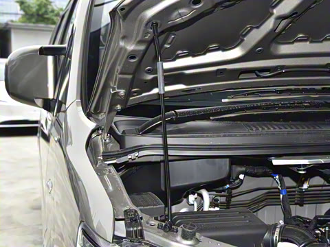 2025�� M5 1.6L ��������� 7��