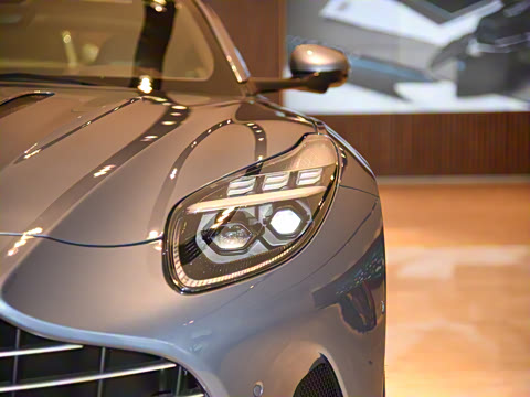 2025�� 4.0T V8 Coupe