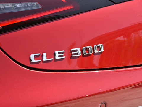 2025�� CLE 300 4MATIC �����ͽ��ܳ�