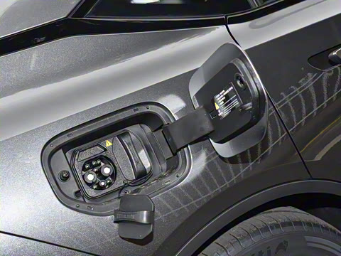 2025�� 530UltraǬ���Ǽ�ADS SE�����