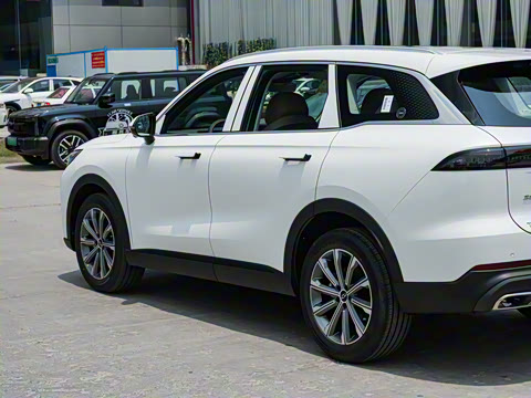 2025�� 2.0T ��������� 5��