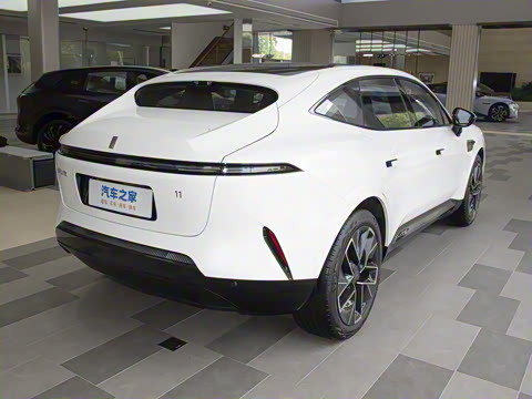 2025�� Max �����