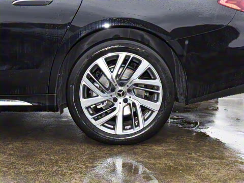 2025�� �Ŀ� E 300 L ʱ����