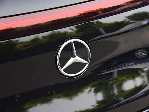 2020�� EQC 400 4MATIC