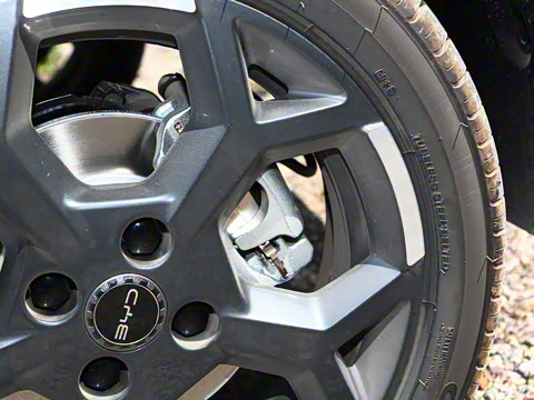 2025�� �Ǽݰ� 305km ���ɰ�