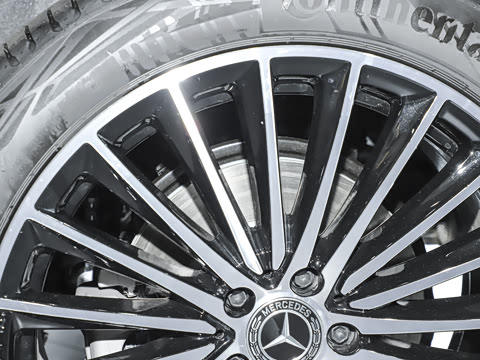 2025�� �Ŀ� GLC 300 4MATIC ����SUV