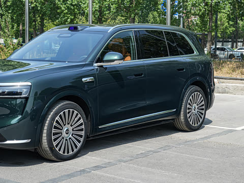 2025�� ���� Ultra�� 53.4kWh 6����