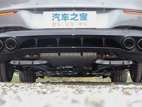 2022�� AMG CLA 45 S 4MATIC+