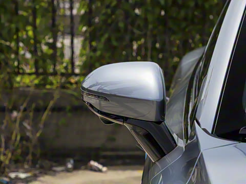 2025�� ���� 550ProѲ����